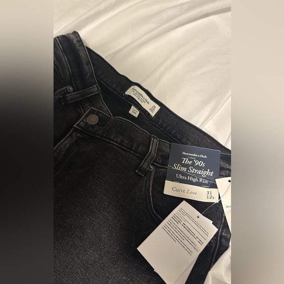 Abercrombie 90s Criss Cross Waist Jeans - Picture 5 of 6